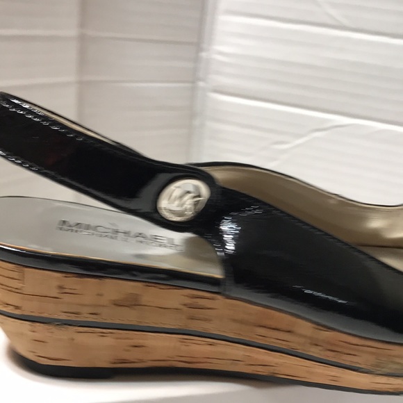 New! Michael kors patent leather cork wedge with logo on the side - Picture 3 of 7